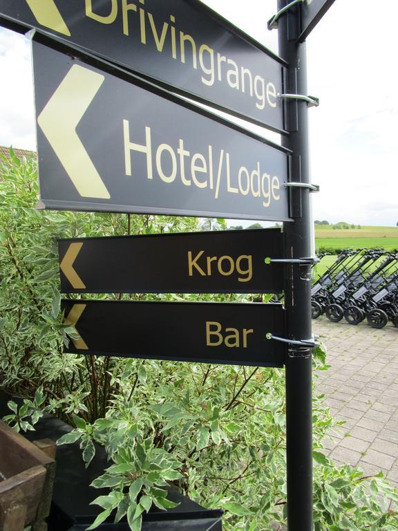 Bjaere Golfklubb Hotel & Lodge Bastad Exterior photo