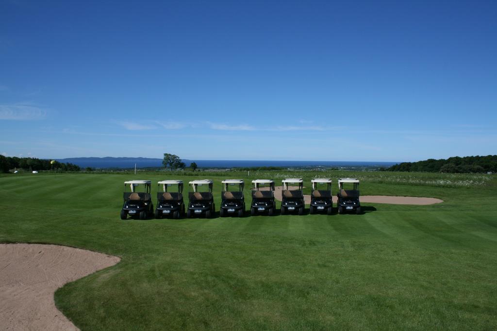 Bjaere Golfklubb Hotel & Lodge Bastad Exterior photo